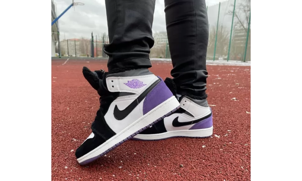 Nike Air Jordan 1 Mid SE Varsity Purple